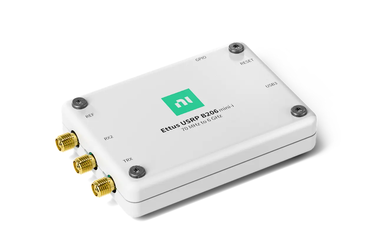 USRP B206mini-i with Enclosure Kit