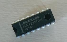MAX232
